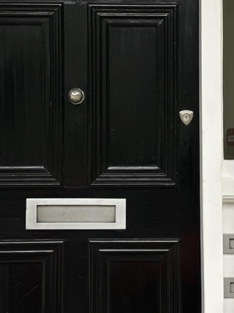 Banham lock battersea locksmith - battersea locksmith fitting high security banham lock