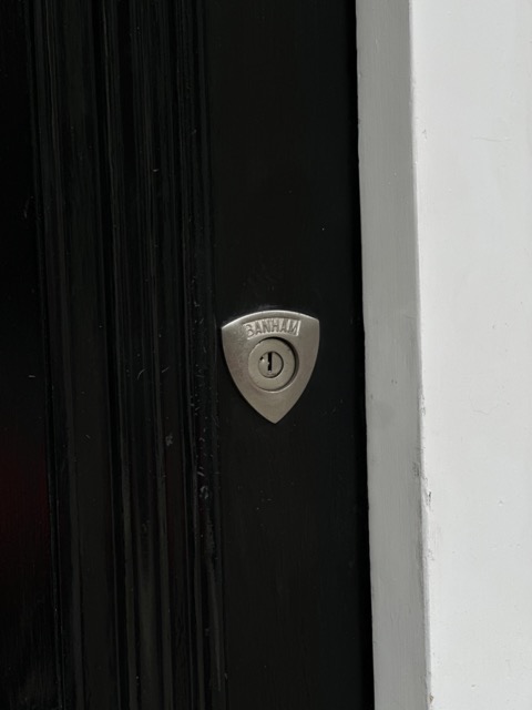 banham lock change and banham lock repair battersea sw11